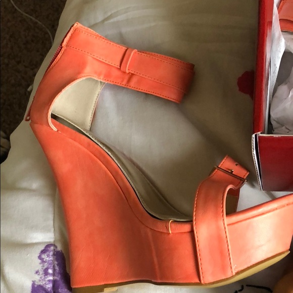 Wedges - Picture 2 of 3